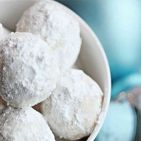 Mme Claus adore les biscuits boule de neige - Pour quatre personnes - Recettes de Noël